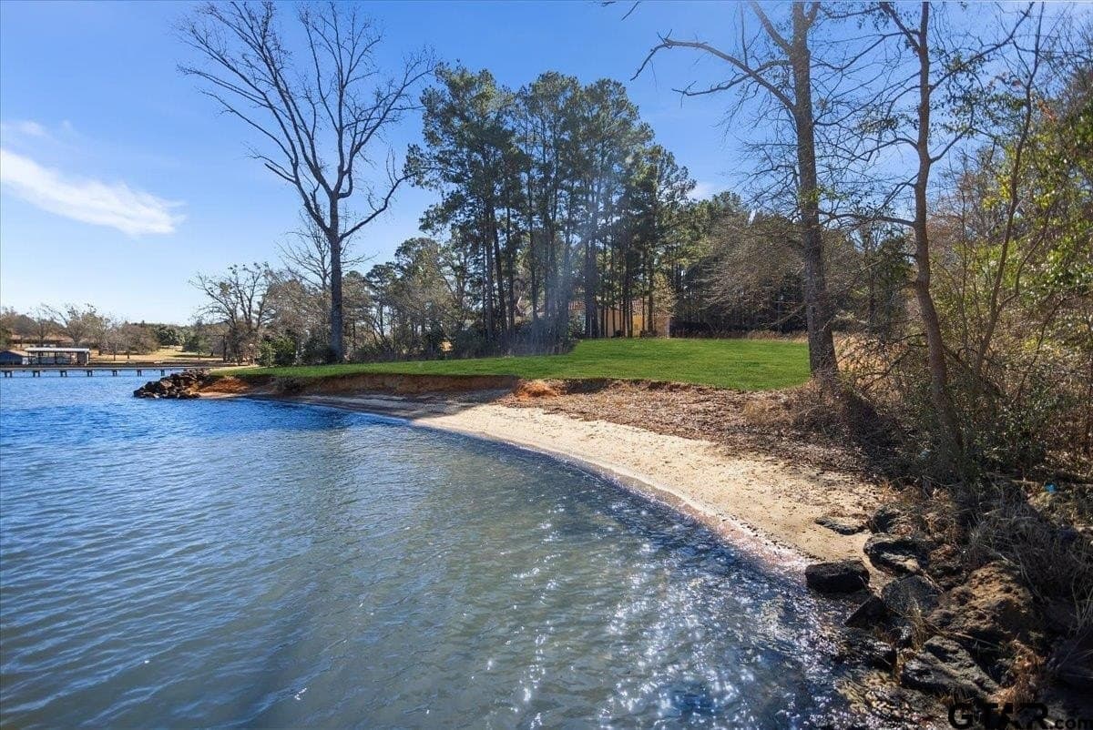 10.37 acres in Henderson County - photo 39