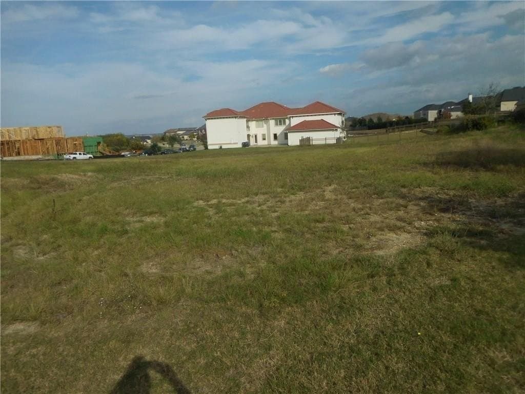 0.9 acres in Denton County - photo 2