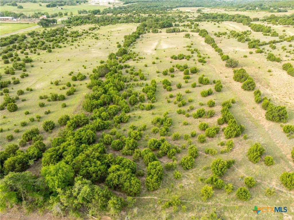 21.5 acres in Hamilton County - photo 23
