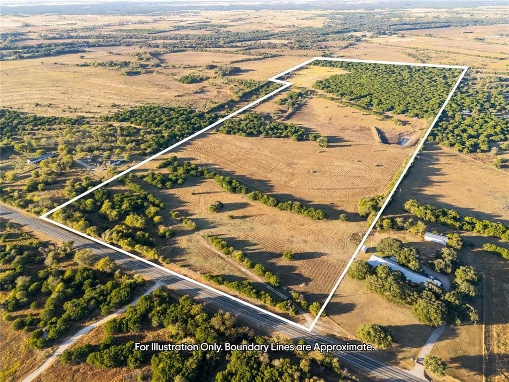 111 acres in McLennan County - photo 2