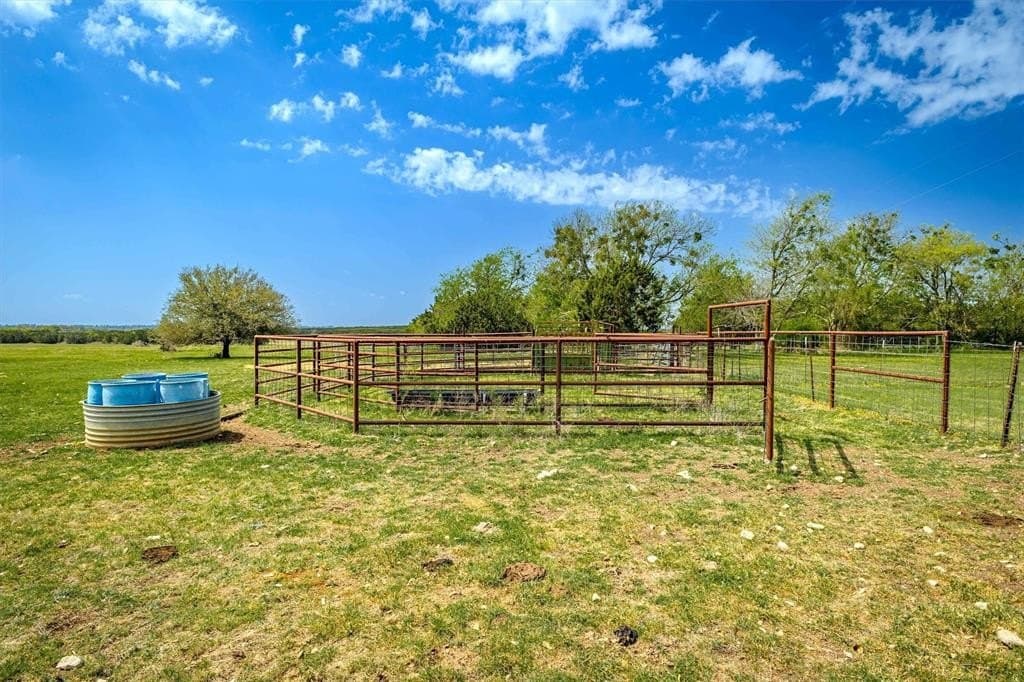 111 acres in McLennan County - photo 6