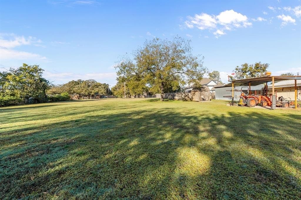 0.51 acres in Wise County - photo 2