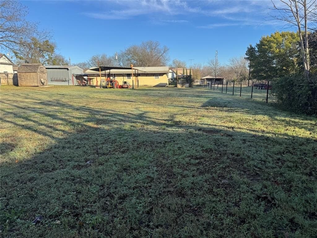 0.51 acres in Wise County - photo 10