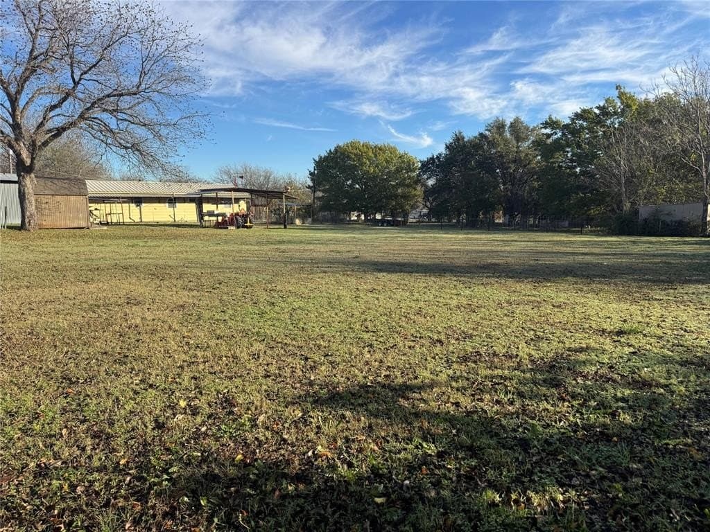 0.51 acres in Wise County - photo 9