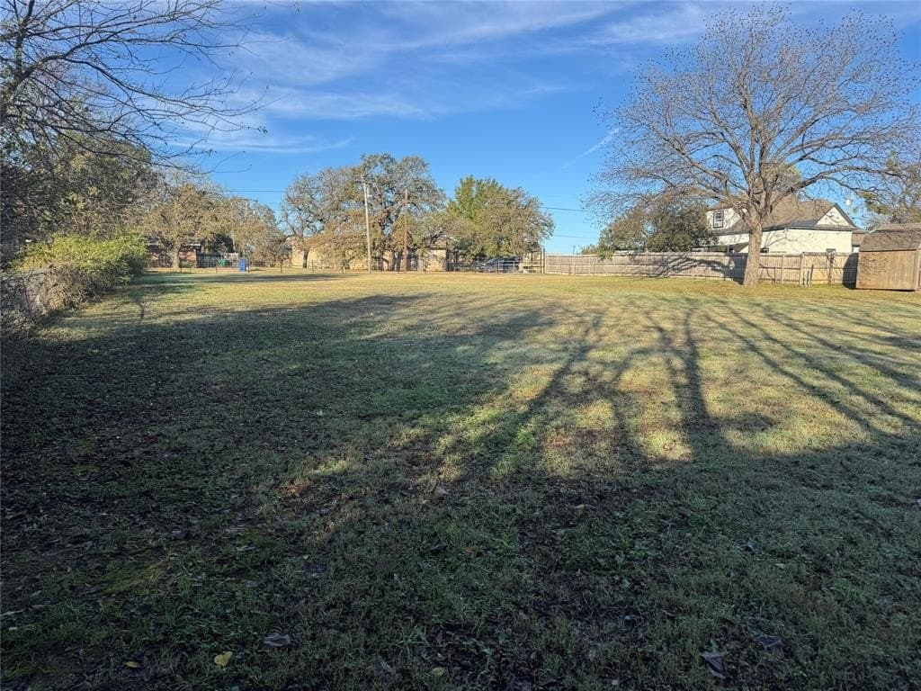 0.51 acres in Wise County - photo 12