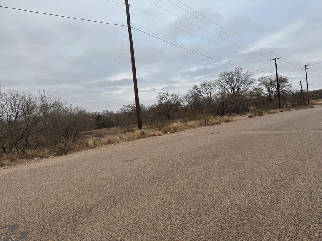 0.83 acres in Mitchell County - photo 3