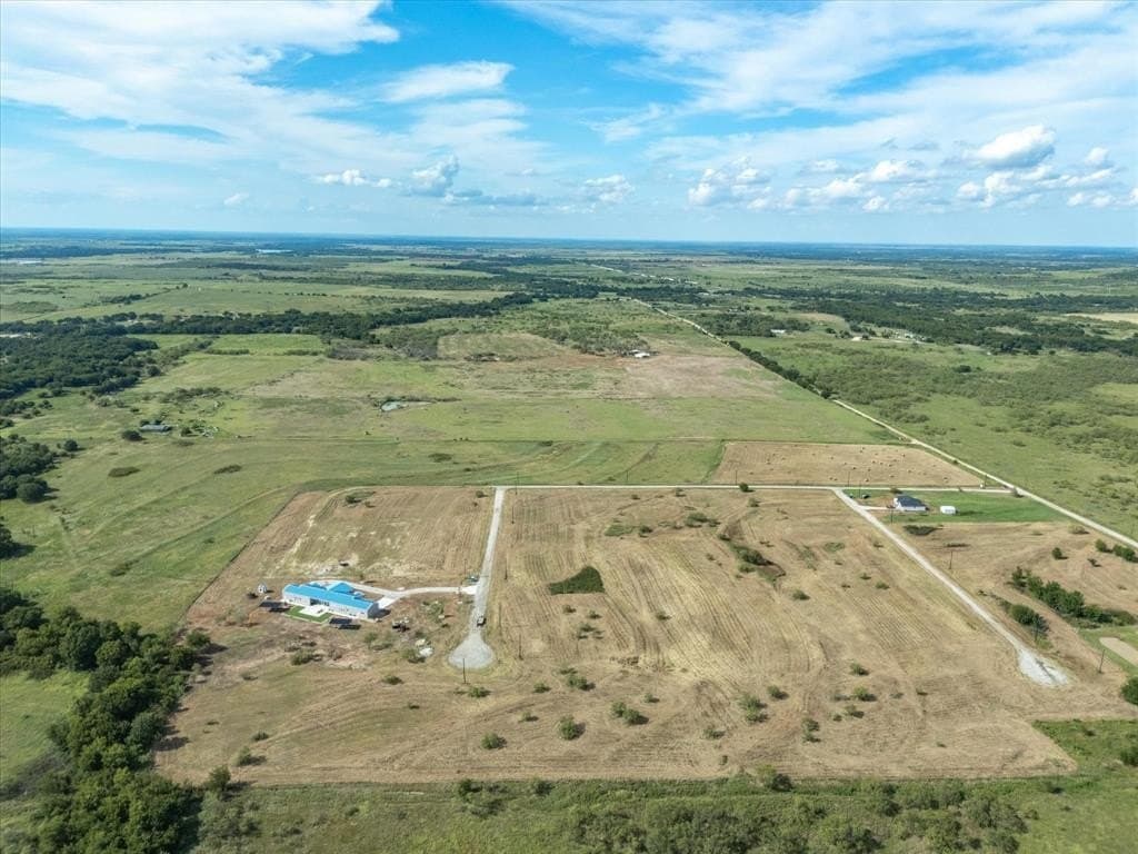 2 acres in Montague County - photo 11