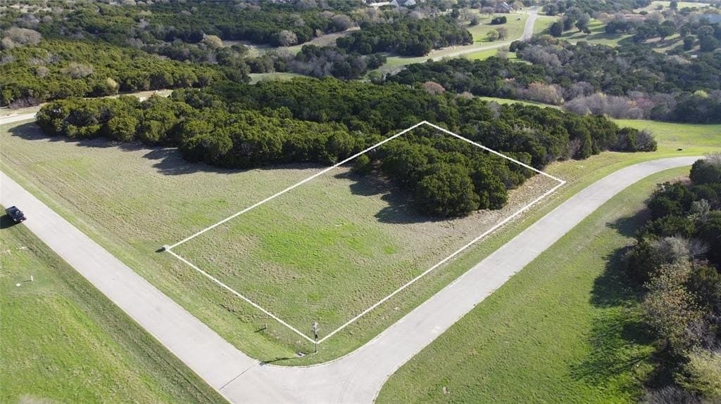 0.83 acres in Johnson County - photo 4