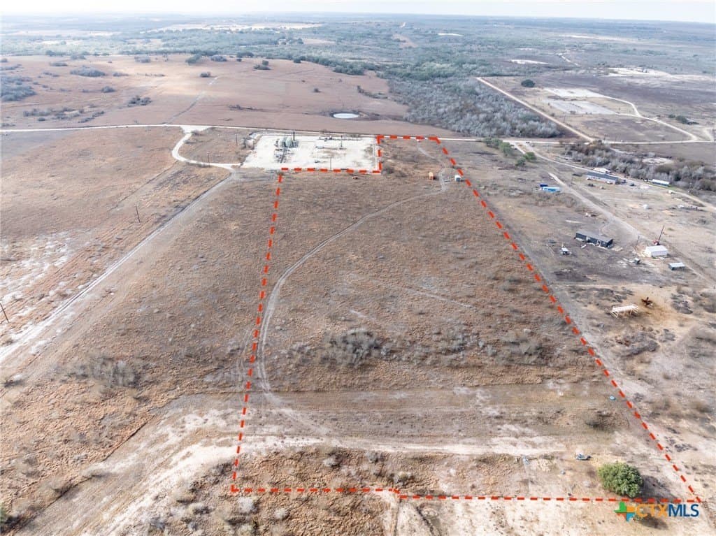12.33 acres in Gonzales County - photo 10