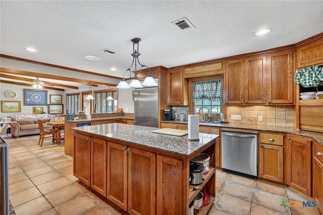 10 acres in Hamilton County - photo 12