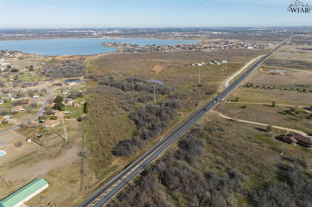 107.31 acres in Archer County - photo 2