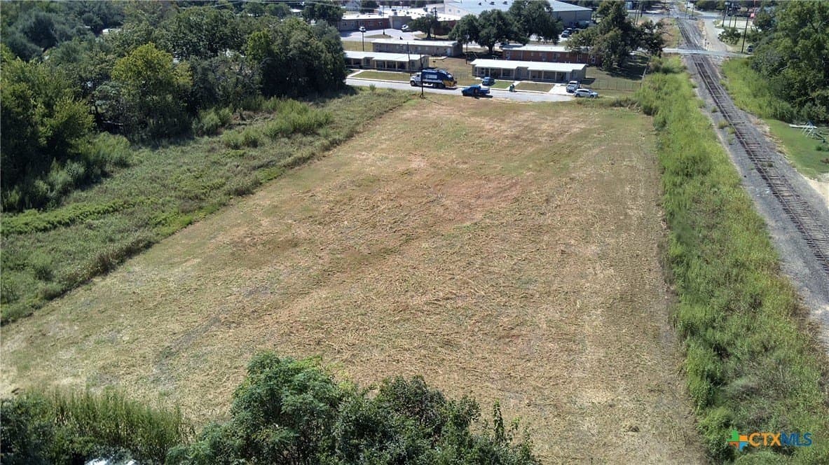 1.1 acres in Milam County - photo 5