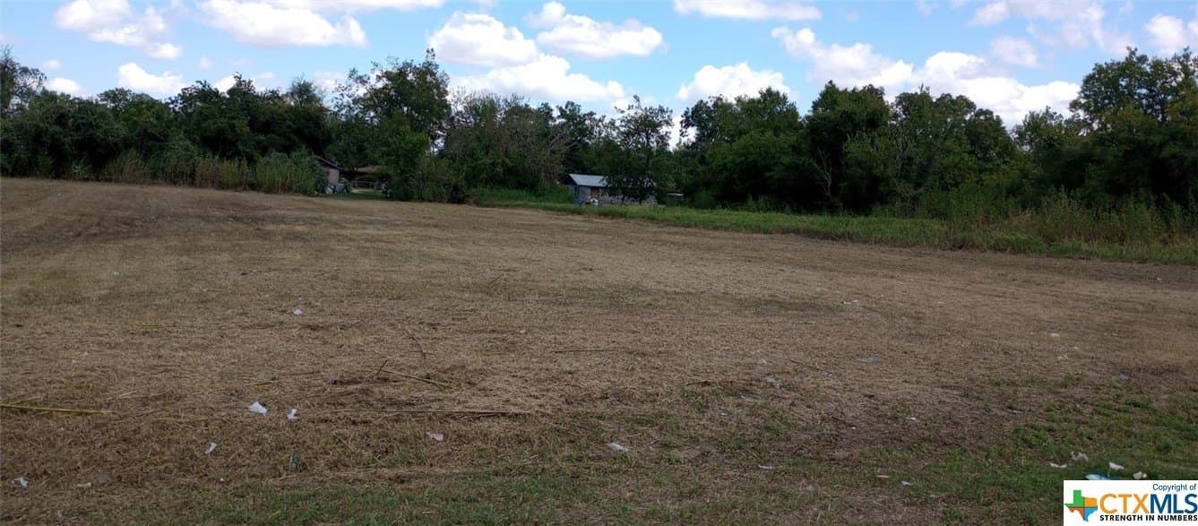 1.1 acres in Milam County - photo 15