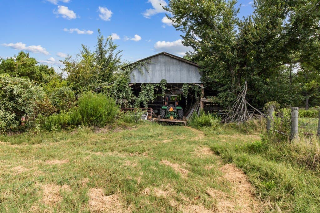 170.49 acres in ANDERSON County - photo 13