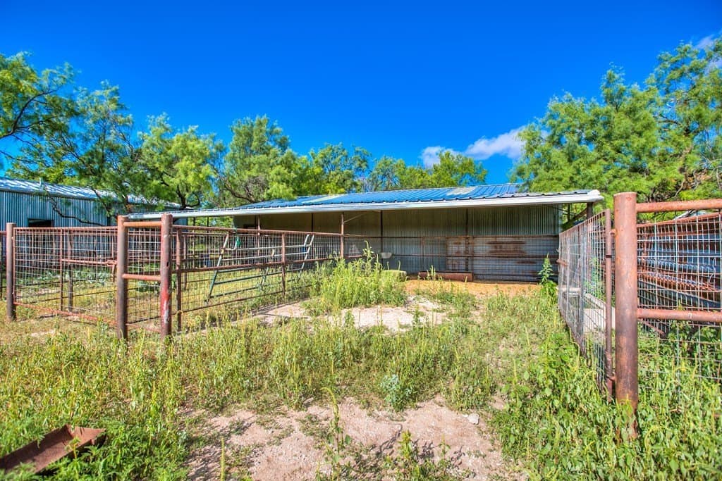16 acres in Tom Green County - photo 69
