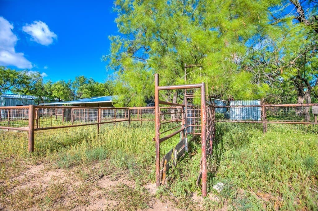 16 acres in Tom Green County - photo 70