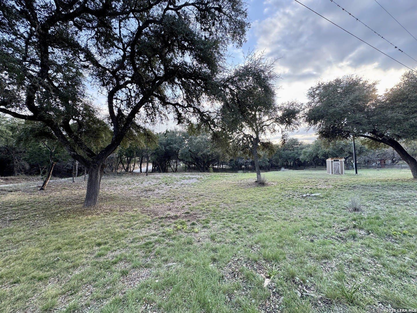 0.86 acres in Bandera County - photo 3