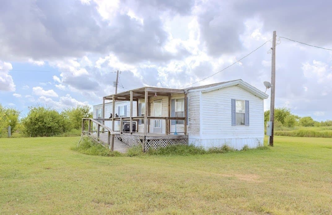 10 acres in San Patricio County - photo 27