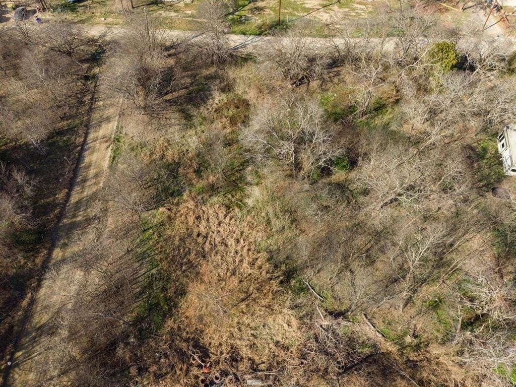 0.48 acres in Hill County - photo 6