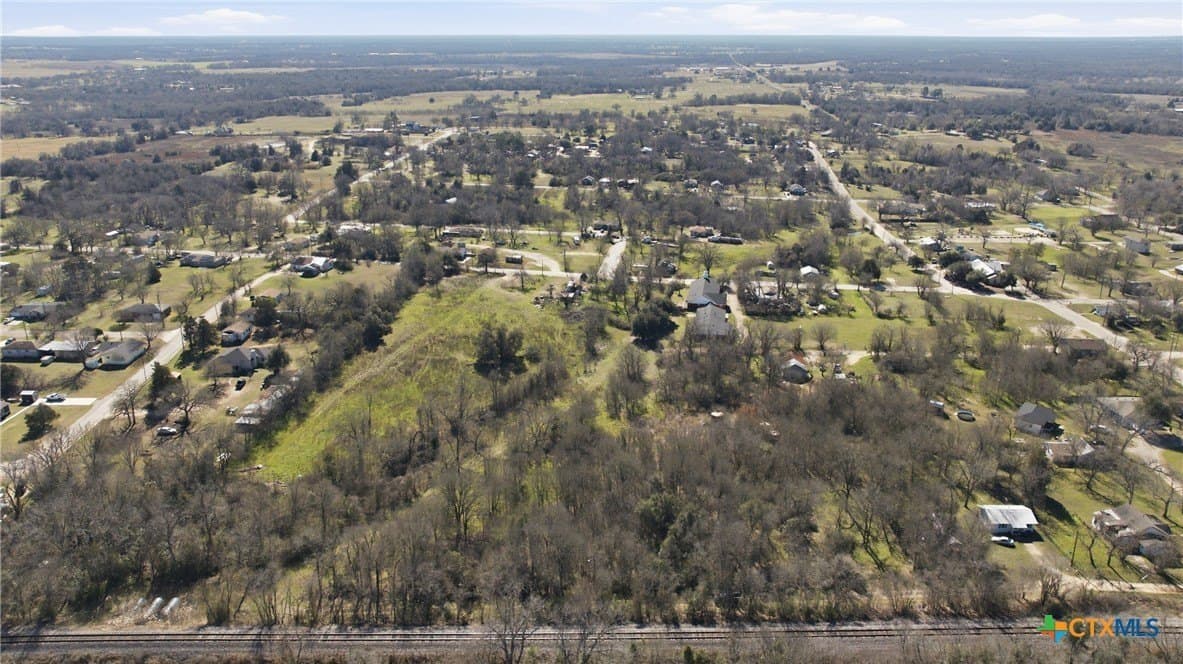 1.17 acres in Milam County - photo 3