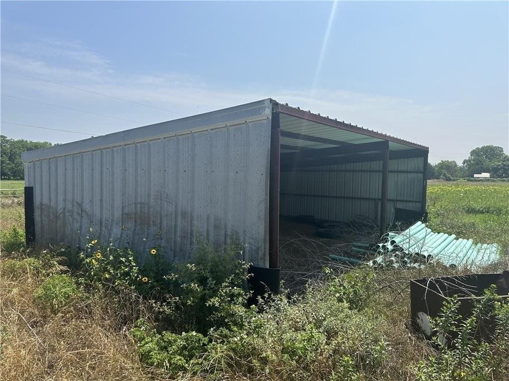 0.6 acres in Limestone County - photo 8