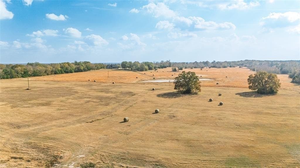 54.88 acres in Hunt County - photo 5