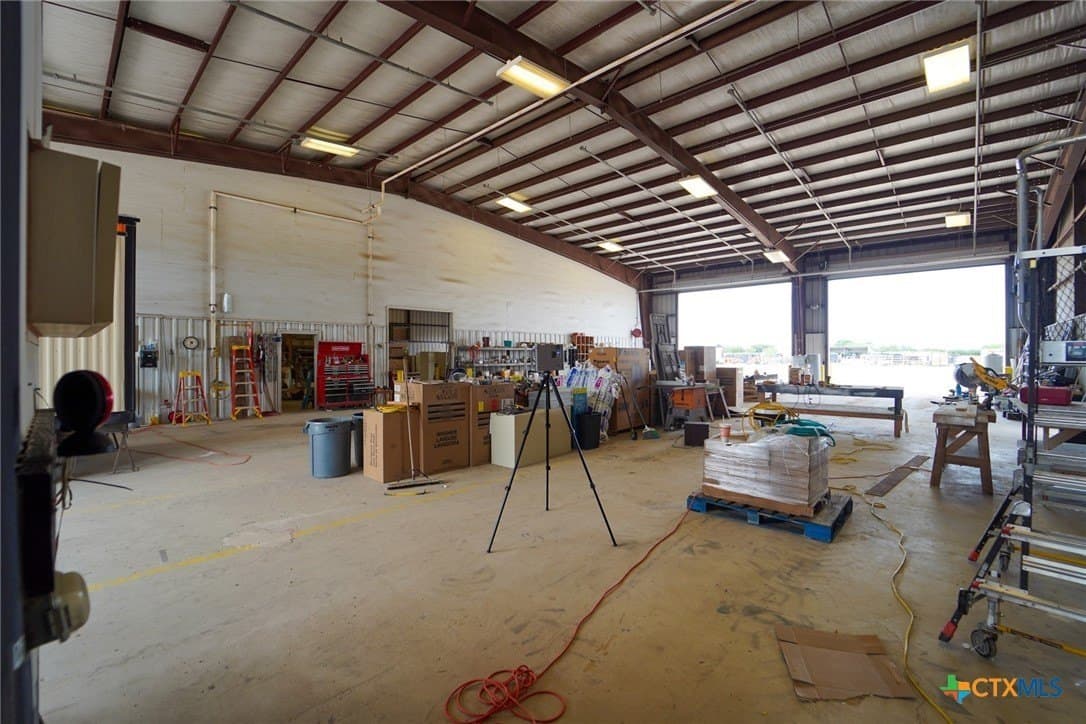 13.97 acres in Victoria County - photo 29