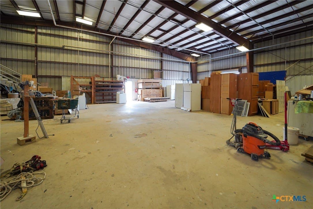 13.97 acres in Victoria County - photo 25