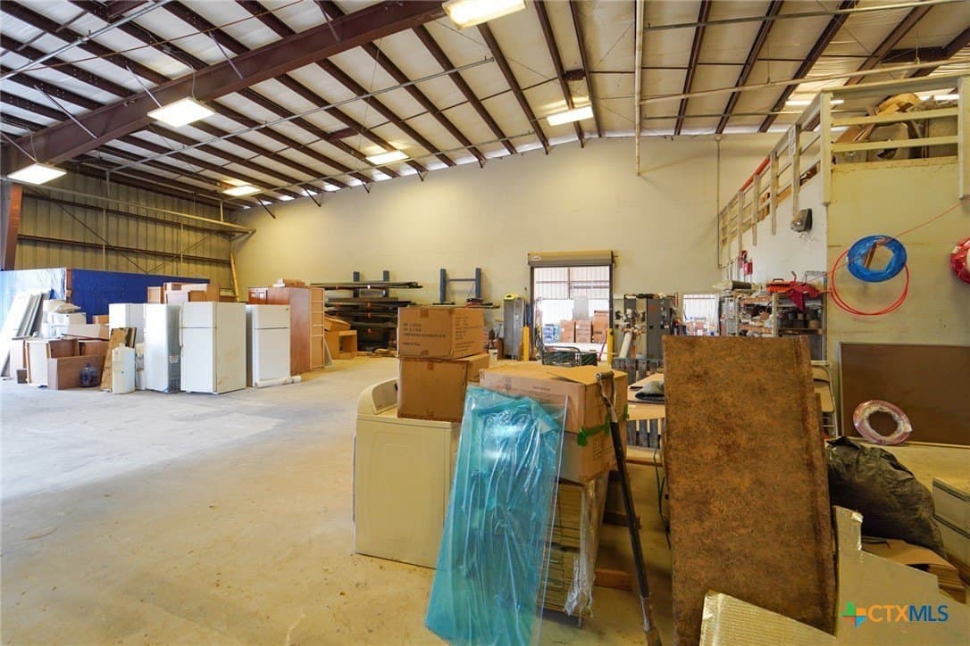 13.97 acres in Victoria County - photo 26
