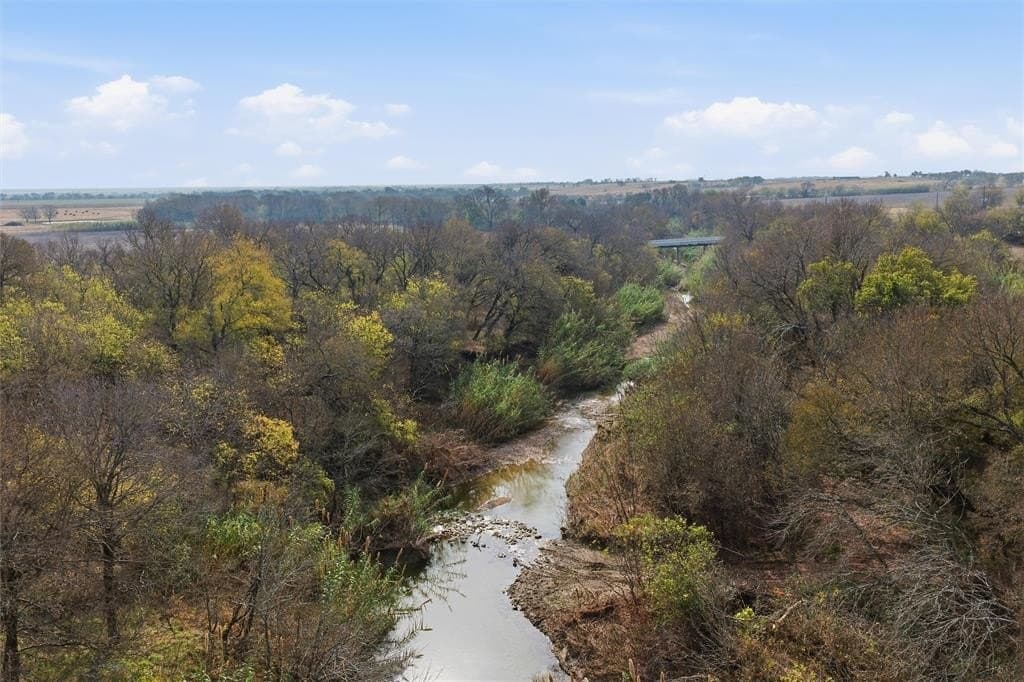 16.22 acres in Hill County - photo 5