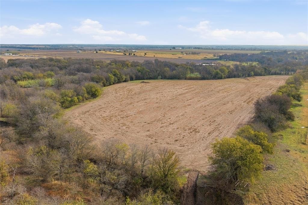 16.22 acres in Hill County - photo 7