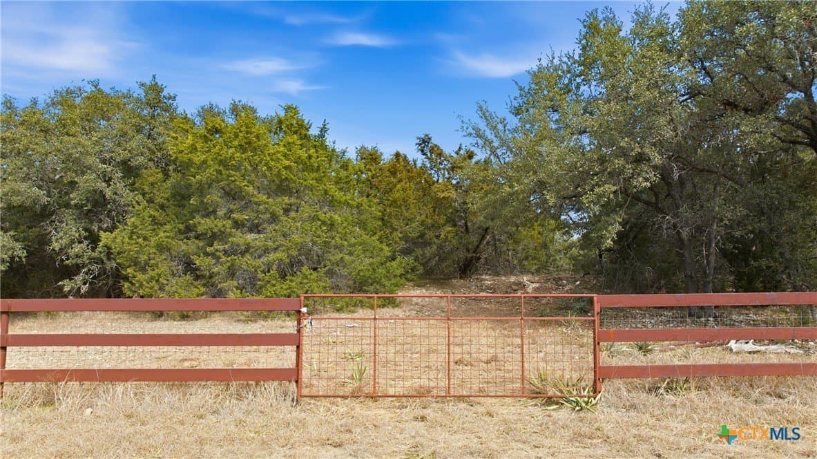 32 acres in Bell County - photo 2