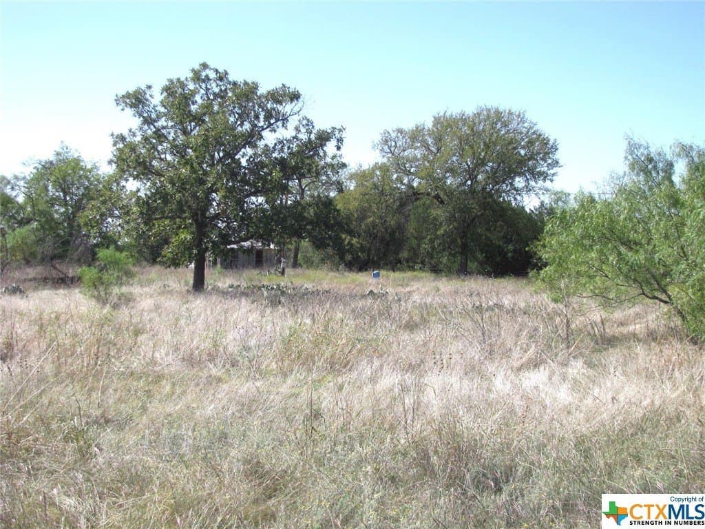 18.11 acres in Lampasas County - photo 2