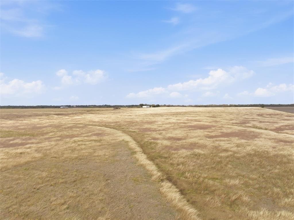 12 acres in Hill County - photo 9