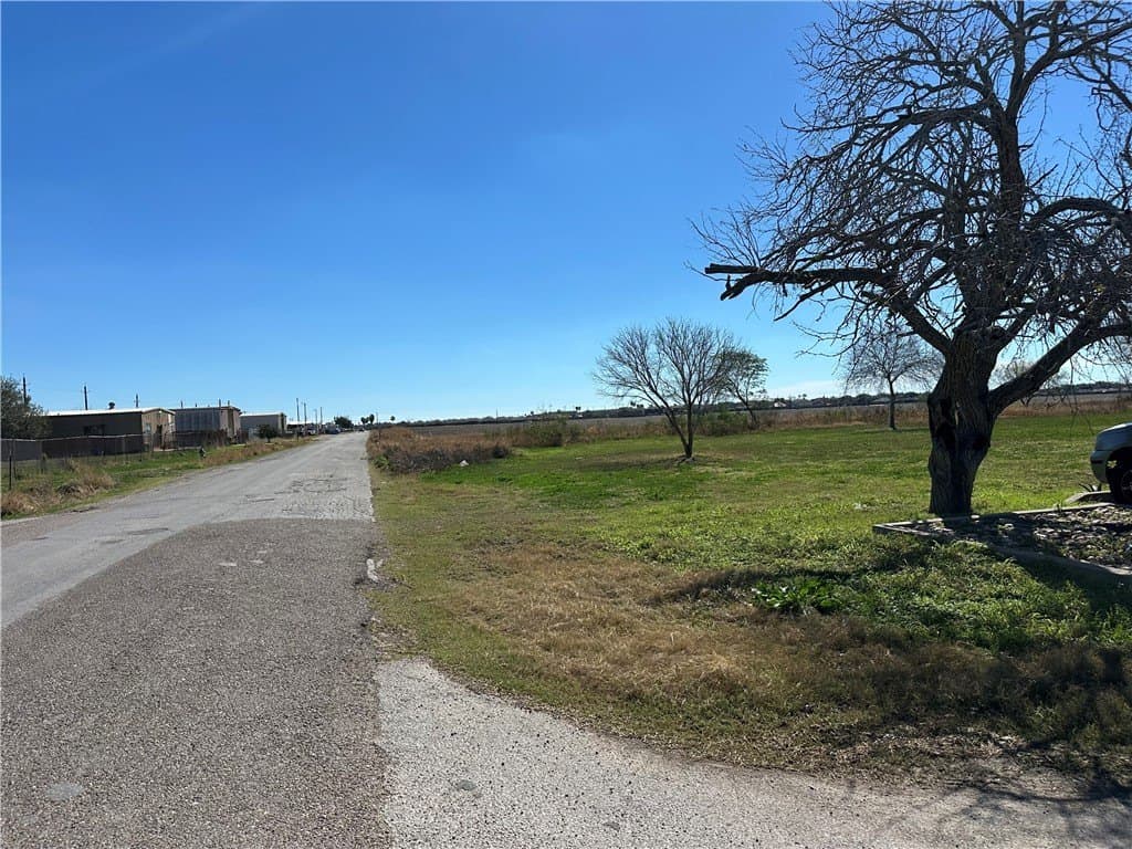 0.65 acres in Nueces County - photo 5