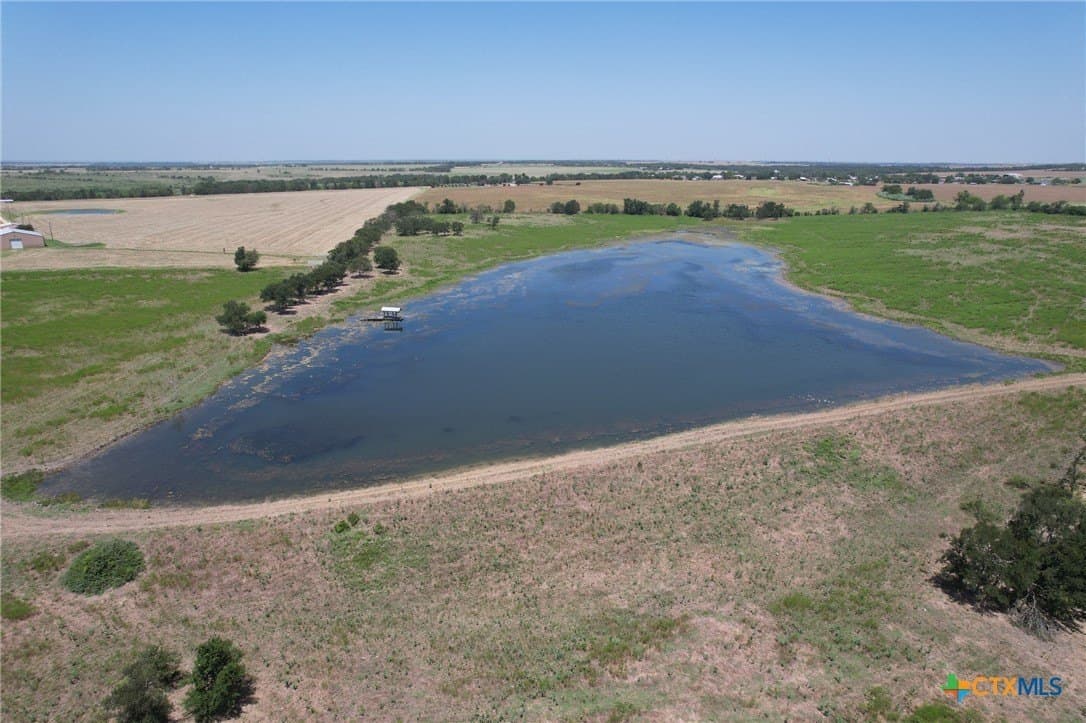 408.16 acres in Milam County - photo 4