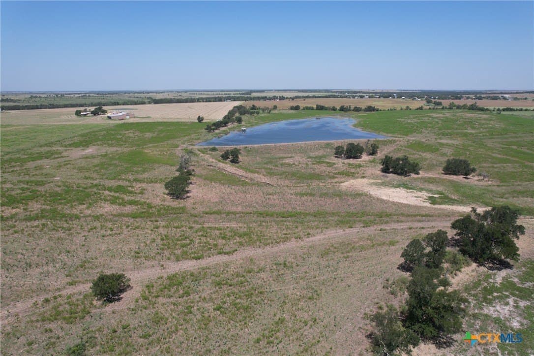 408.16 acres in Milam County - photo 3