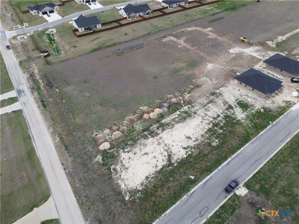 0.75 acres in Bell County - photo 3