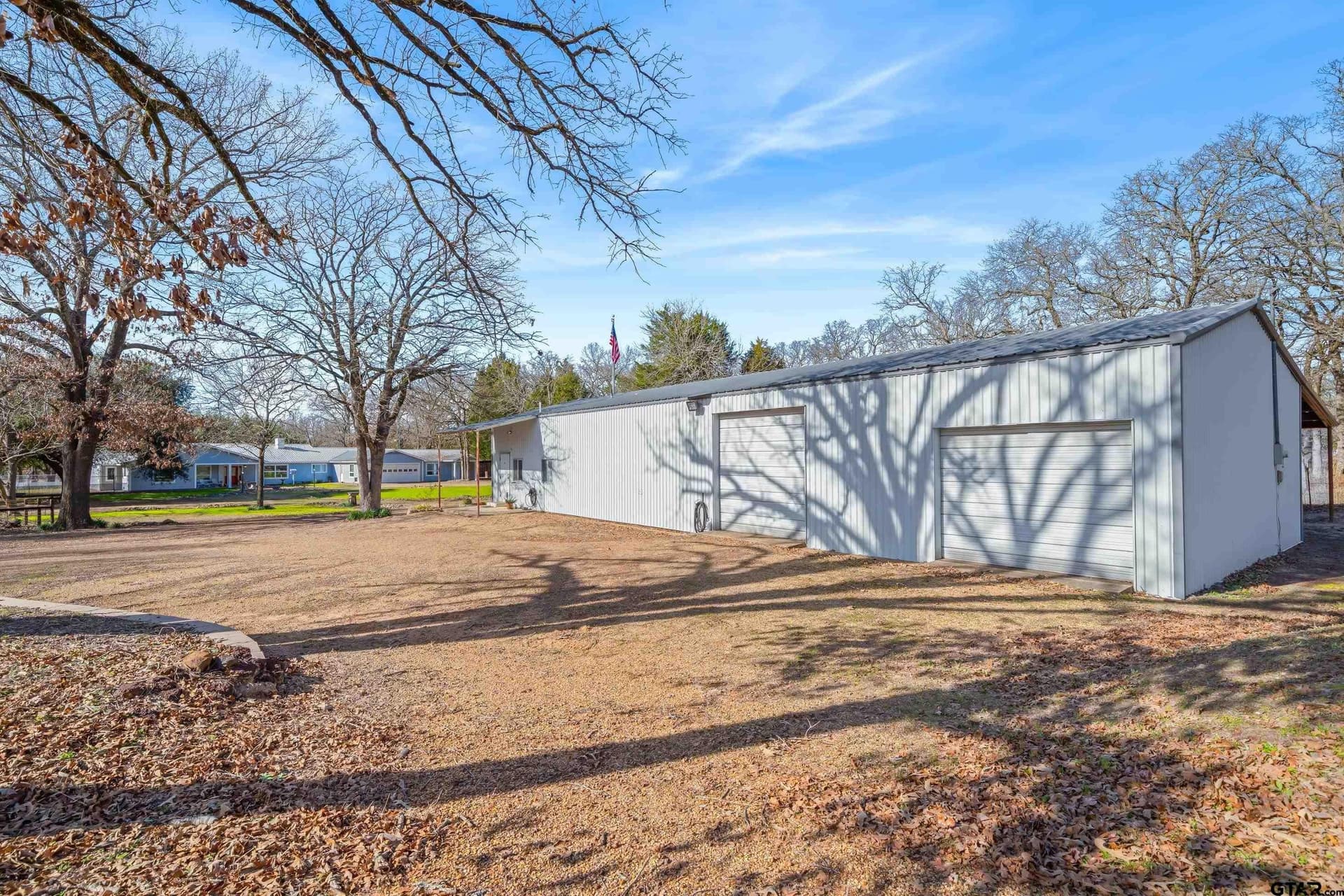 32.19 acres in Henderson County - photo 2