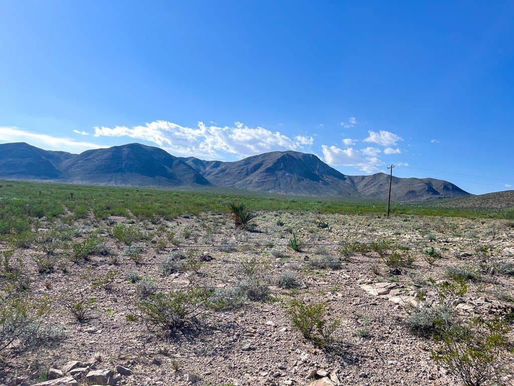 10 acres in Culberson County - photo 5