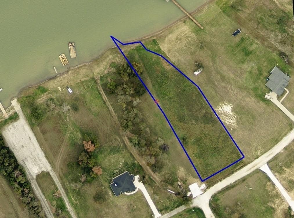 1.18 acres in Navarro County - photo 34