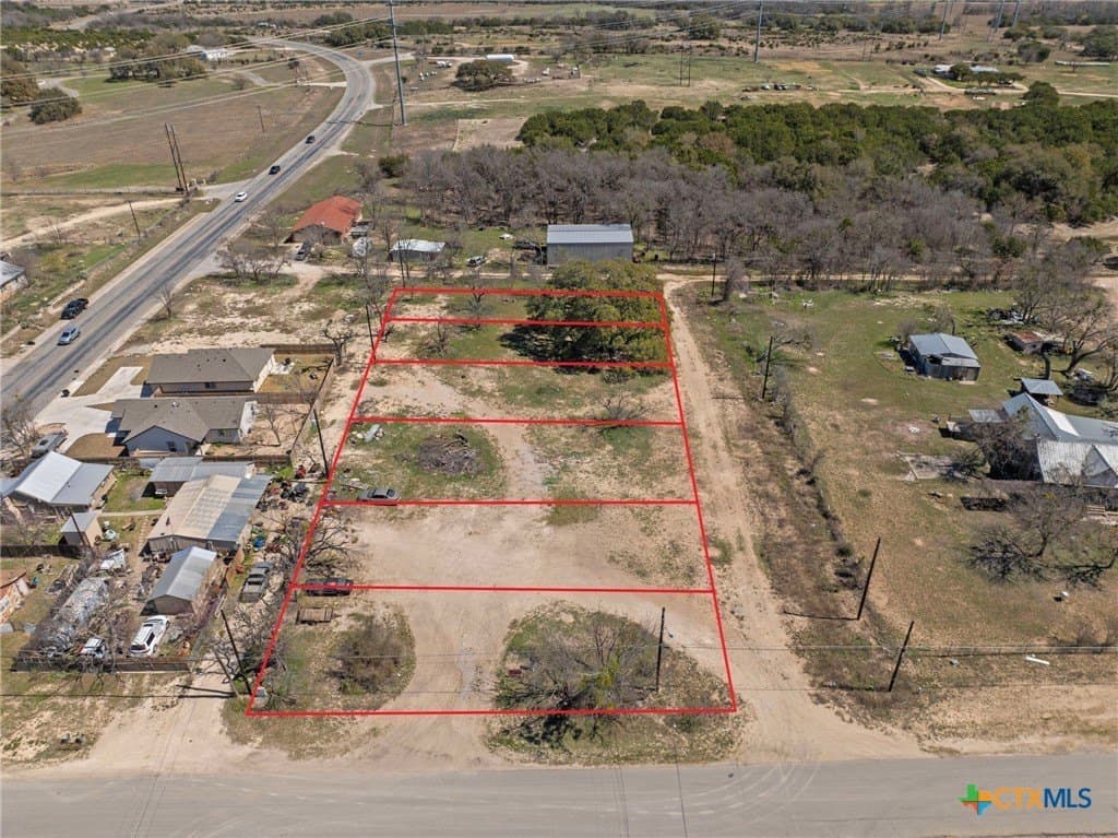 0.79 acres in Lampasas County - photo 2
