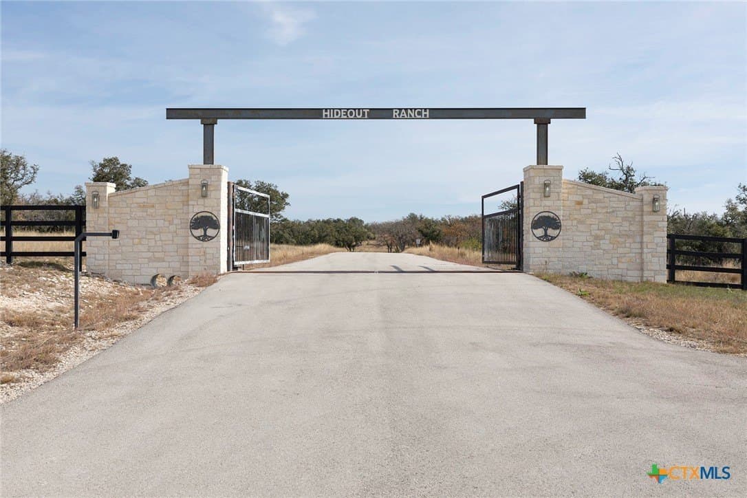 857 Brooklyn NW Drive lot: 6