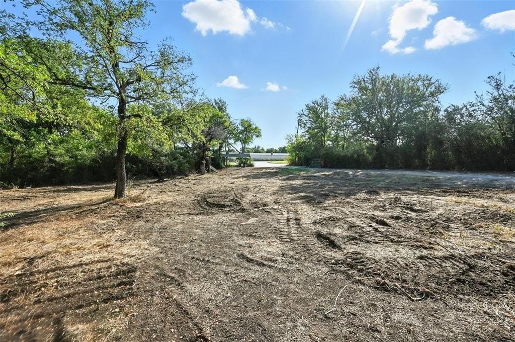 0.3 acres in Tarrant County - photo 14