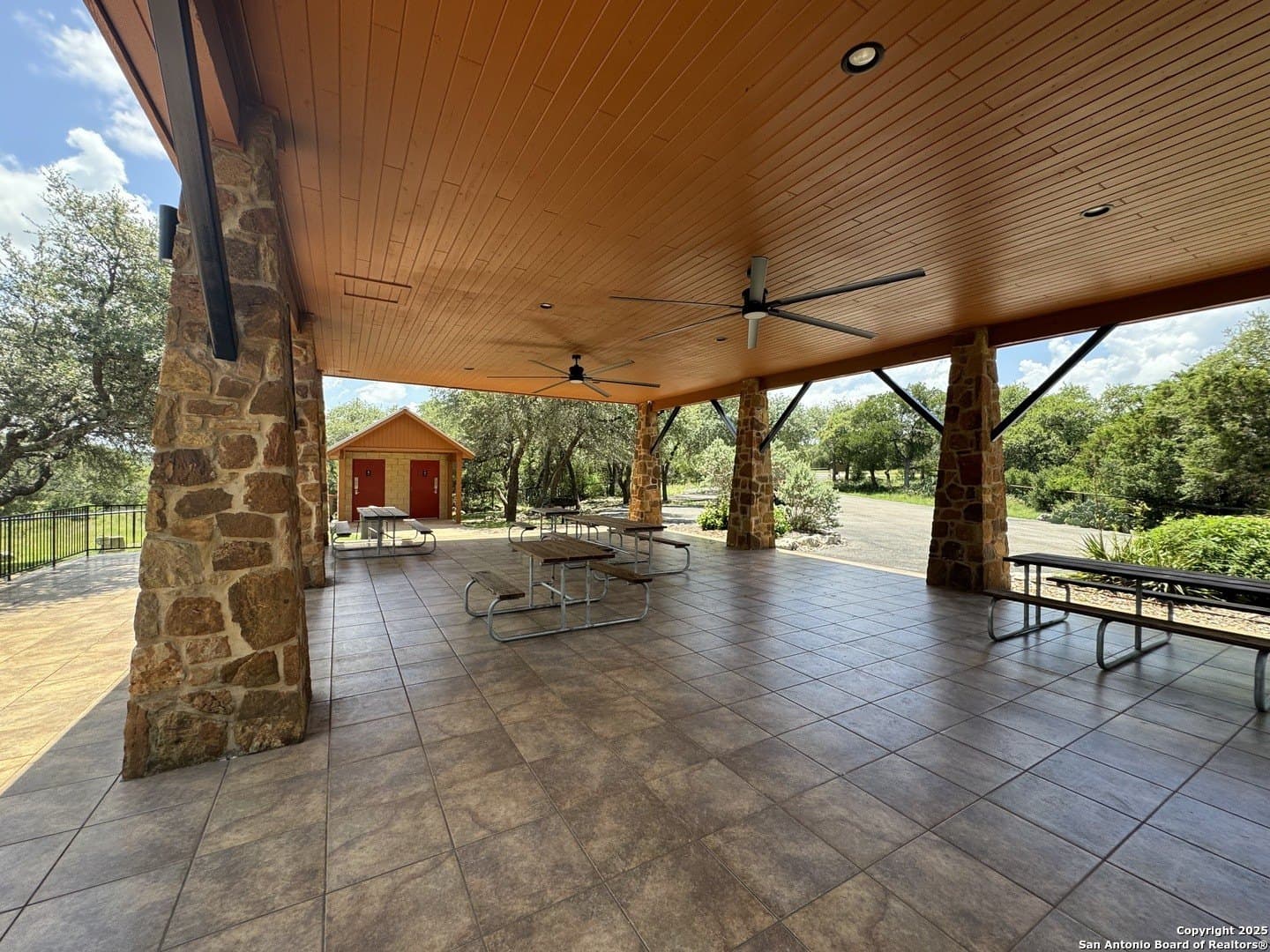 1.1 acres in Comal County - photo 4