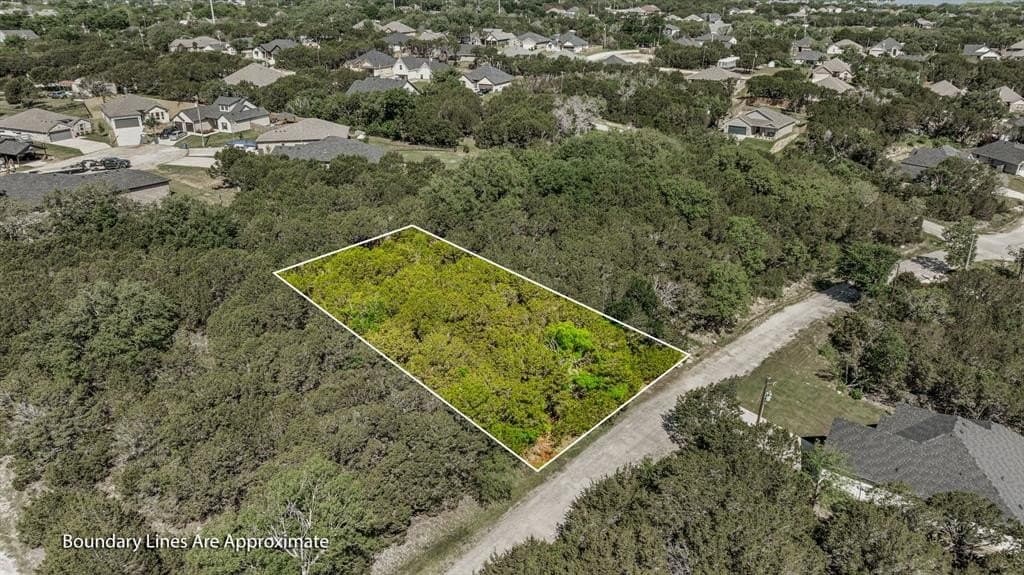 0.07 acres in Hood County - photo 3