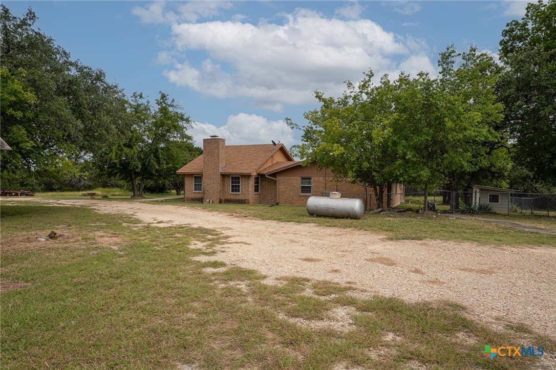 15.96 acres in Bell County - photo 3