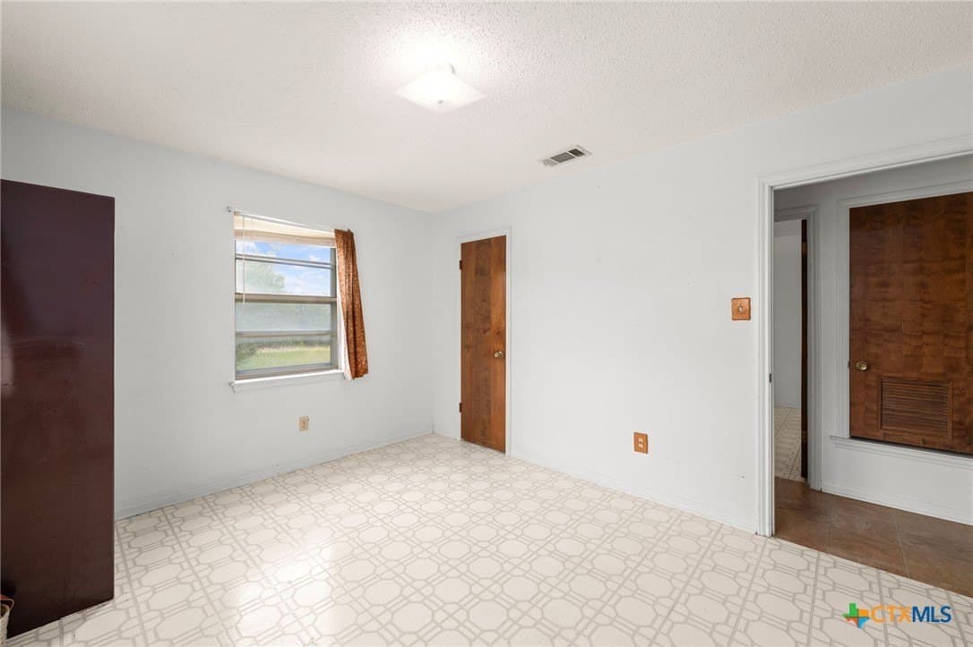 15.96 acres in Bell County - photo 10