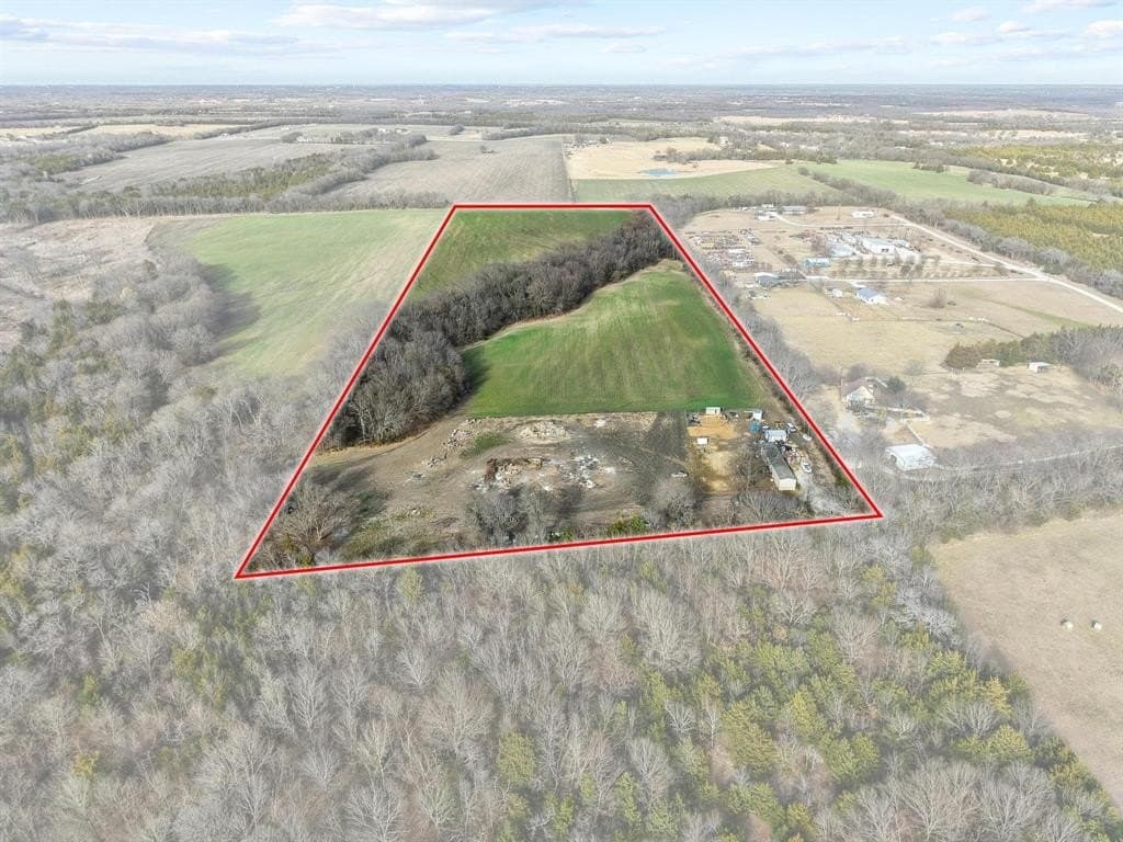 23.06 acres in Grayson County - photo 2