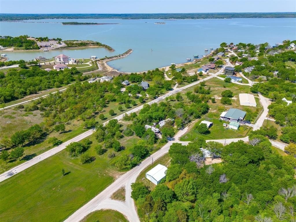 0.35 acres in Wise County - photo 14